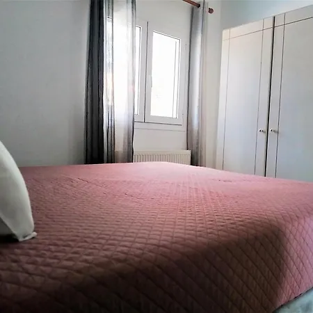 アパート Ionian View